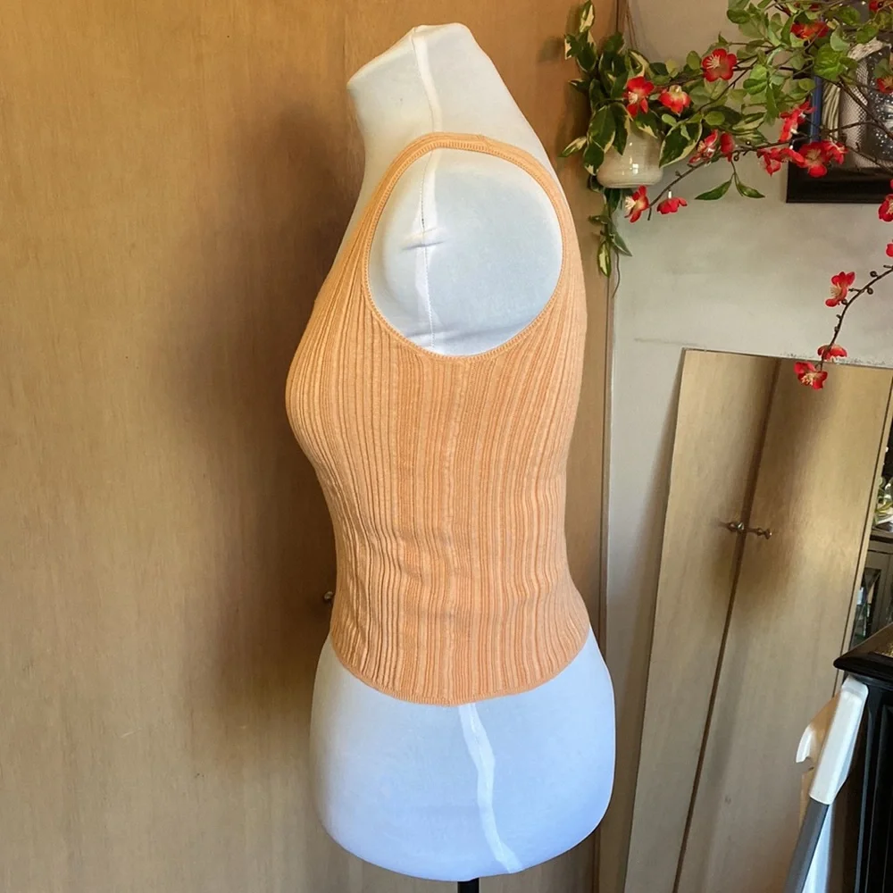 VINCE (M) Ribbed Tanktop - Picture 3 of 9
